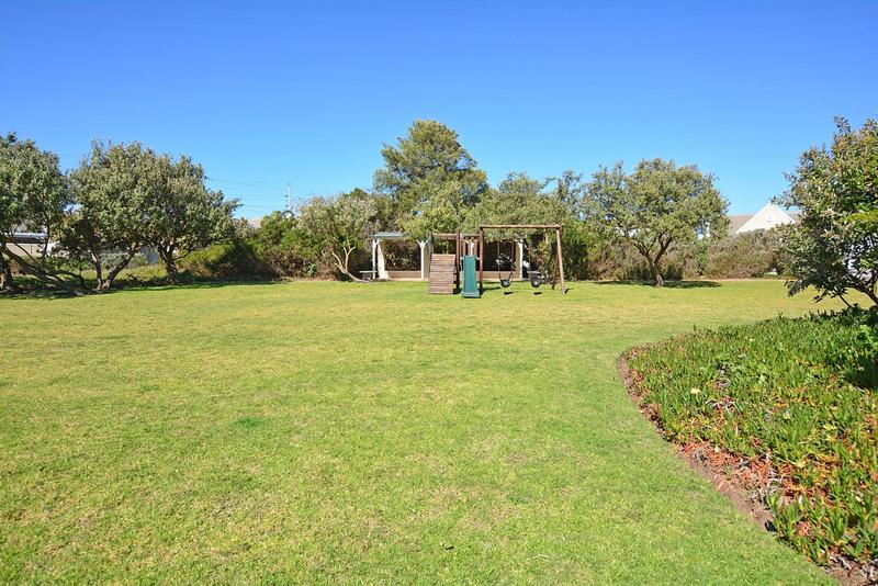 2 Bedroom Property for Sale in Sunningdale Western Cape